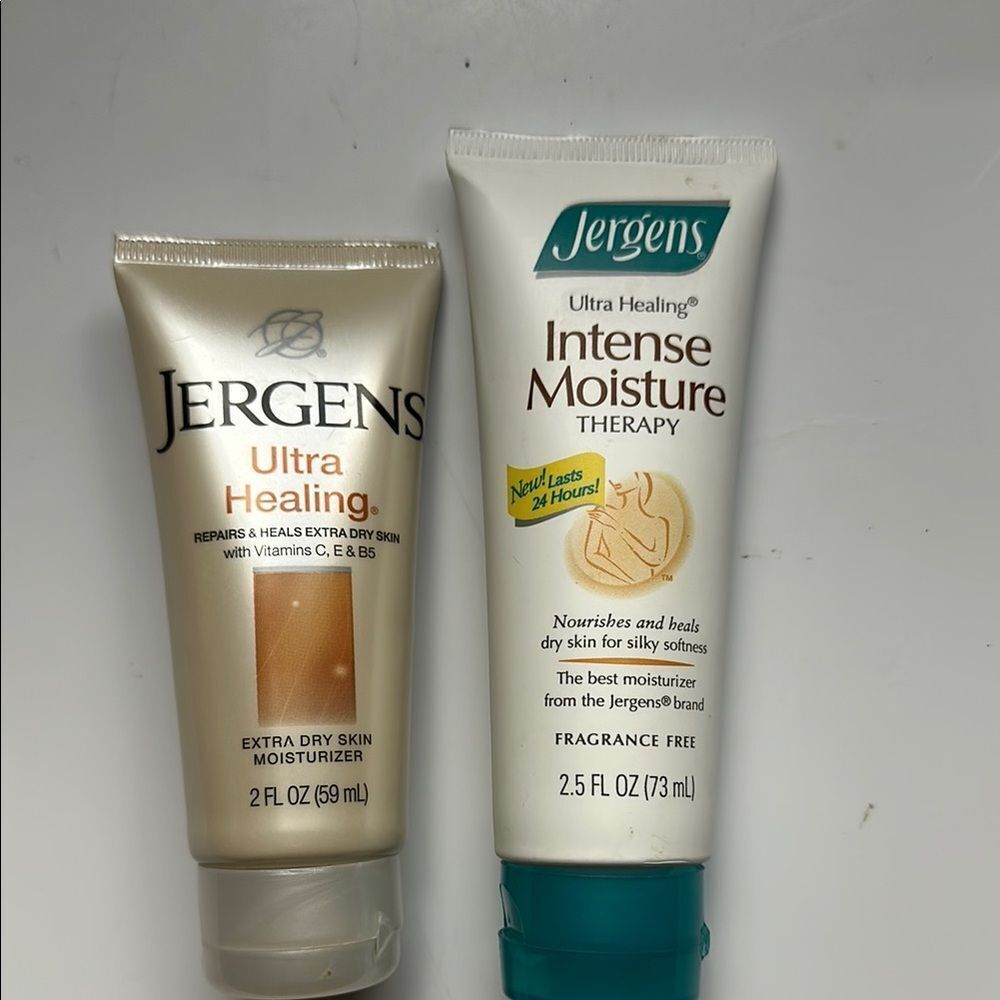 Bundle of two Jergens lotion - Ultra Healing &
Ultra Healing Intense‎ Moisture